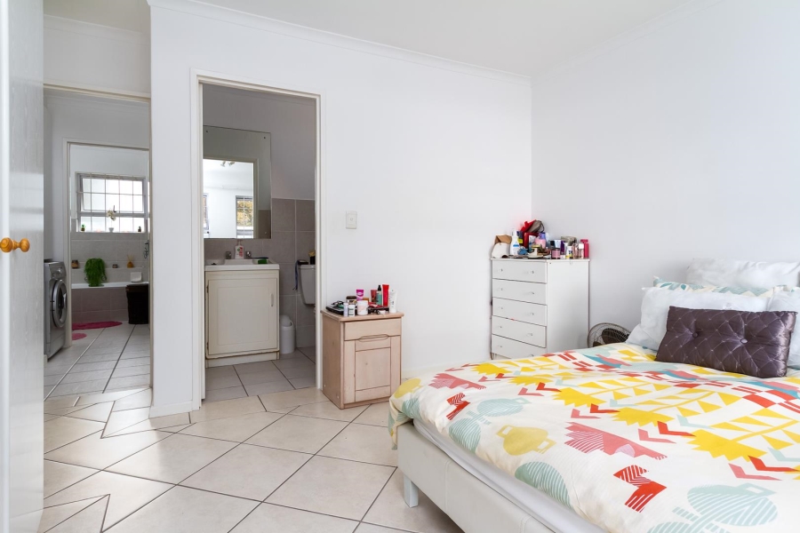 2 Bedroom Property for Sale in Oranjezicht Western Cape